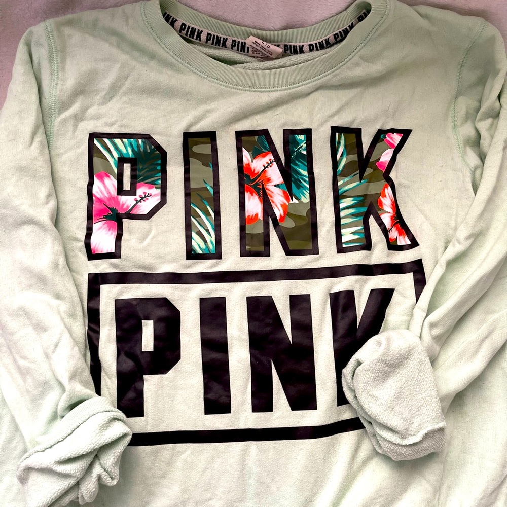 VS PINK crew neck sweatshirt
